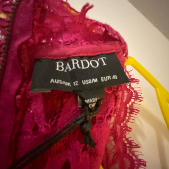 Bardot Lace Panel dark pink - Picture 5 of 9
